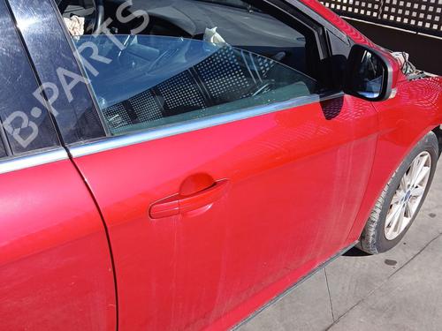 Used Right front door FORD FOCUS III 2.0 TDCi (150 hp) 32114111