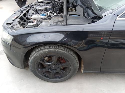 Używane Błotnik przedni lewy Błotnik przedni lewy AUDI A4 B8 (8K2) 2.0 TDI (143 hp) 37477603 37477603