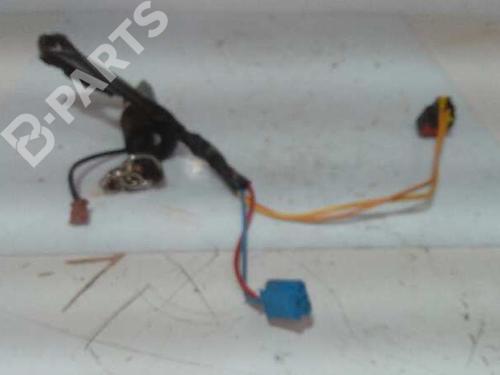 Used Ignition barrel CITROËN XSARA (N1) 1.6 16V (109 hp) 5328495