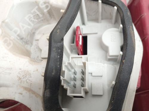 Right taillight SKODA YETI (5L) 2.0 TDI | BP33455403C35 - Image 4
