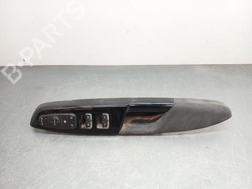 Used Left front window switch Left front window switch KIA SPORTAGE IV (QL, QLE) 1.6 CRDi (136 hp) 10927835 10927835