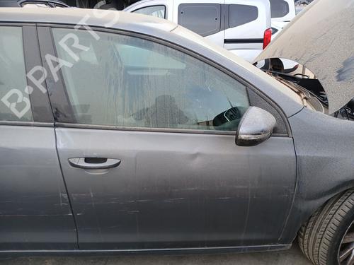 Dør højre fortil VW GOLF VI (5K1) 1.6 TDI (105 hp) 24880161