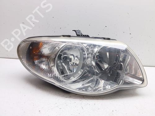 Lyskaster høyre CHRYSLER VOYAGER IV (RG, RS) 2.5 CRD (141 hp) 32169822