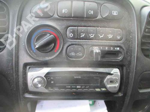 Left front fog light HYUNDAI H-1 / STAREX Bus (A1) 2.5 TCi | BP2382392C30  - Image 29