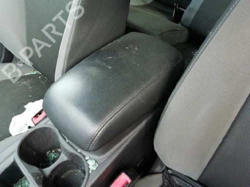 Used Armrest / Center console FORD FOCUS III [2010-2020]  12982666