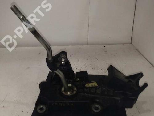 Used Gear lever FORD FOCUS II Turnier (DA_, FFS, DS) 1.6 TDCi (90 hp) 7441801