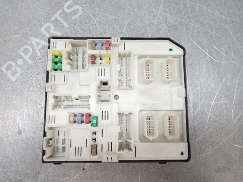 Used Fuse box RENAULT MEGANE III Coupe (DZ0/1_) [2008-2016]  30439115