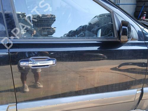 Right front door KIA SORENTO I (JC) 2.5 CRDi 4WD 760043E111
