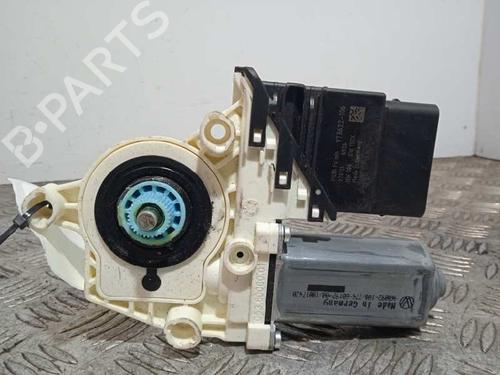 Portierruitmotor rechtsachter VW PASSAT B6 (3C2) 2.0 TDI (170 hp) 12243663
