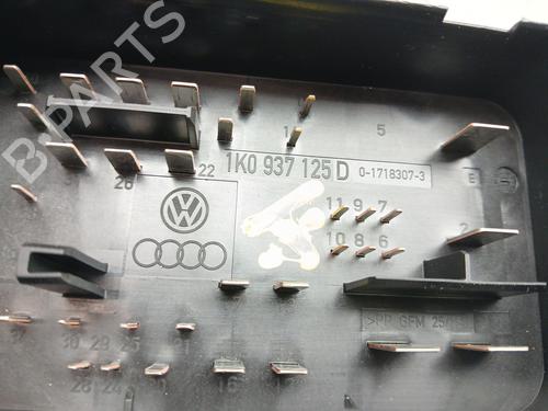 Fuse box VW TOURAN (1T3) 2.0 TDI | BP33321414E1 - Image 2