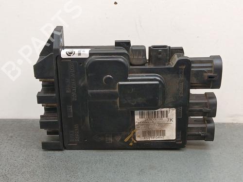 Used Fuse box RENAULT GRAND SCÉNIC III (JZ0/1_) 1.2 TCe (JZ16) (132 hp) 20147247