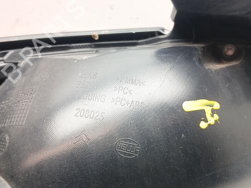 Right taillight CITROËN C3 AIRCROSS II (2R_, 2C_) 1.5 BlueHDi 110 | BP32411458C35