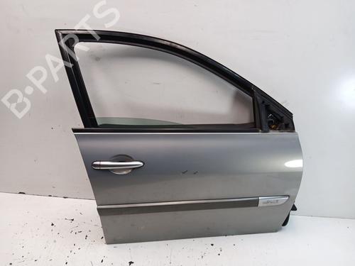 right-front-door-renault-megane-ii-saloon-lm01_-2003-39598387 main image