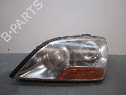 Used Left headlight KIA SORENTO I (JC) 2.5 CRDi (170 hp) 10144576