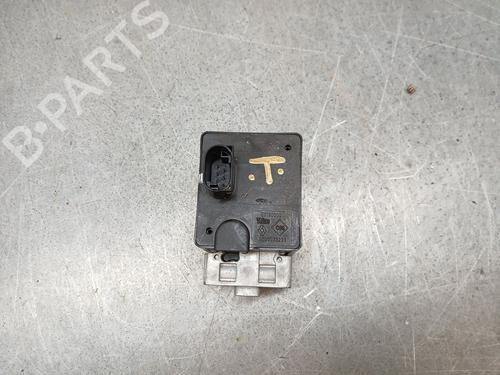Used Electronic module RENAULT MEGANE II (BM0/1_, CM0/1_) 1.5 dCi (BM0F, BM0T, BM2B, CM0F, CM0T) (82 hp) 29886452