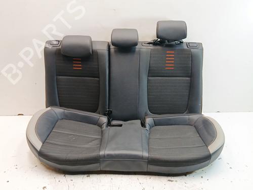 rear-seat-kia-stonic-yb-2017-37999461 main image