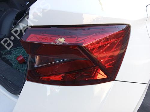 Used Right taillight Right taillight SKODA FABIA IV (PJ3) 1.0 TSI (95 hp) 40458471 40458471