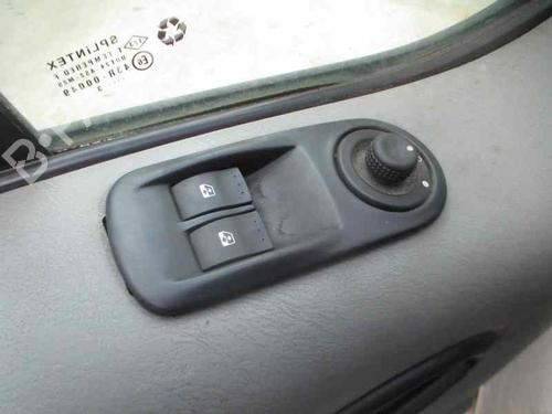 Right rear steering knuckle NISSAN PRIMASTAR Van (X83) 1.9 dCi 100 | BP2356380M28 