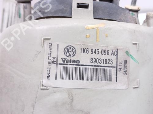Right taillight VW GOLF V (1K1) 1.9 TDI | BP30316979C35 