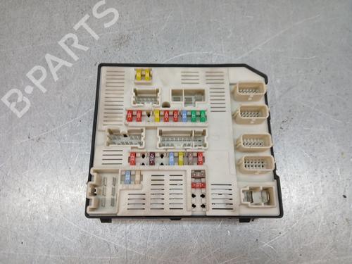 fuse-box-renault-laguna-iii-bt01-2007-2008-2009-2010-2011-2012-2013-2014-2015-33886266 main image