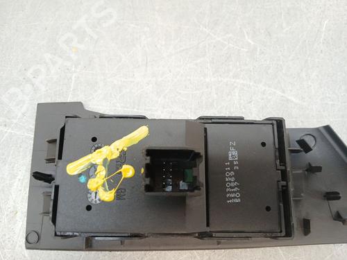 Left front window switch OPEL ASTRA J Sports Tourer (P10) 1.6 CDTi (35) | BP38436609I27 - Image 3