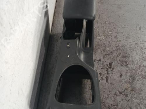 Armrest / Center console NISSAN QASHQAI / QASHQAI +2 I (J10, NJ10, JJ10E)  | BP23117635I20 