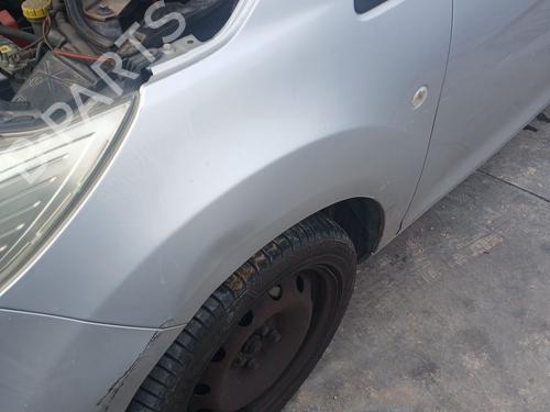 Used Left front fenders Left front fenders 37287408 37287408
