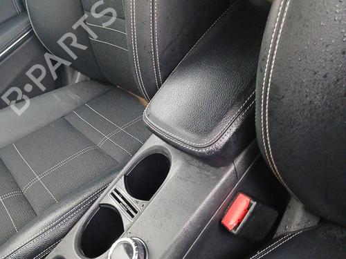 Armrest / Center console MERCEDES-BENZ CLA Coupe (C117) CLA 220 CDI / d (117.303) | BP22765469I20 