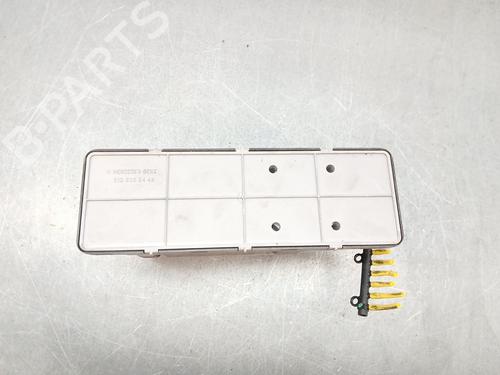 Used Central lock pump MERCEDES-BENZ E-CLASS (W210) E 320 (210.055) (220 hp) 30176129