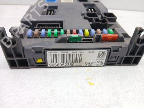 Fuse box CITROËN C3 Picasso (SH_)  | BP24167573E1 