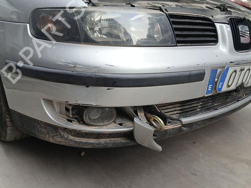 Front bumper SEAT TOLEDO II (1M2) 1.6 16V 1M0807217 | 1M0807217FGRU