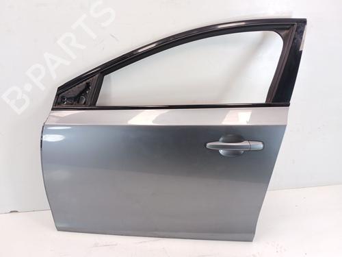 Left front door VOLVO V40 Hatchback (525) D2 32321018