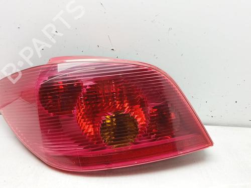 Used Left taillight PEUGEOT 307 (3A/C) 1.4 HDi (68 hp) 31097060