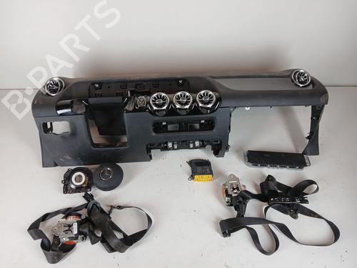 Used Airbag Kit MERCEDES-BENZ GLA (H247) GLA 200 d (247.712) (150 hp) 24150635