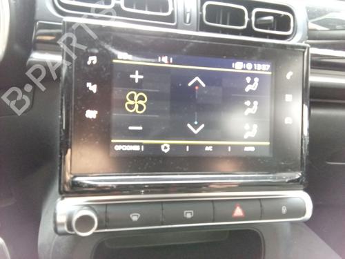 Used Radio Radio CITROËN C3 III (SX) 1.2 THP 110 (SXHNPS, SXHNZT, SXHNZ6) (110 hp) 39568541 39568541