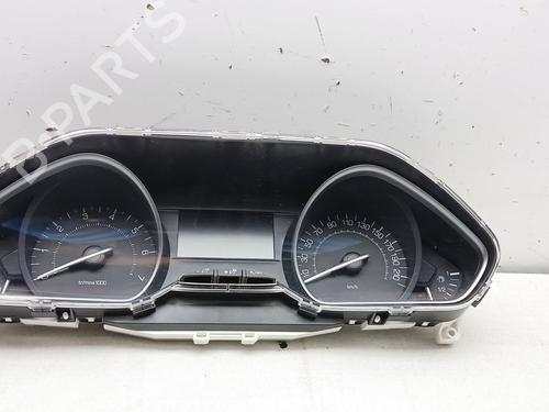 Used Instrument cluster PEUGEOT 208 I (CA_, CC_) 1.2 VTI 82 (82 hp) 12470908