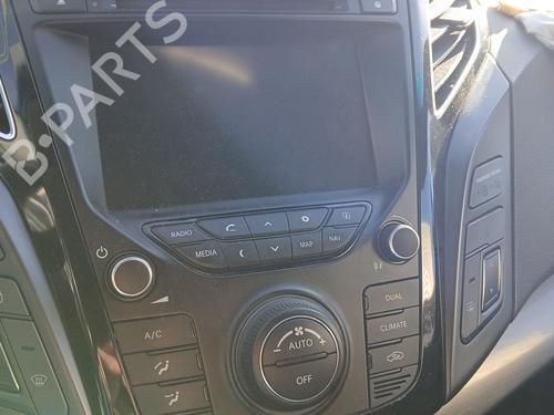 Radio HYUNDAI i40 I CW (VF) 1.7 CRDi | BP32424361E6