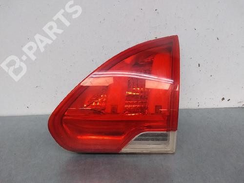 right-tailgate-light-peugeot-2008-i-cu_-16-bluehdi-100-9678074580-2013-10351399 main image