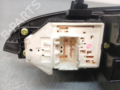 Left front window switch HYUNDAI i30 (GD) 1.4 CRDi | BP38439568I27 - Image 4