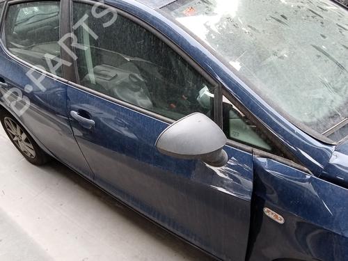 Used Right front door Right front door 37670656 37670656
