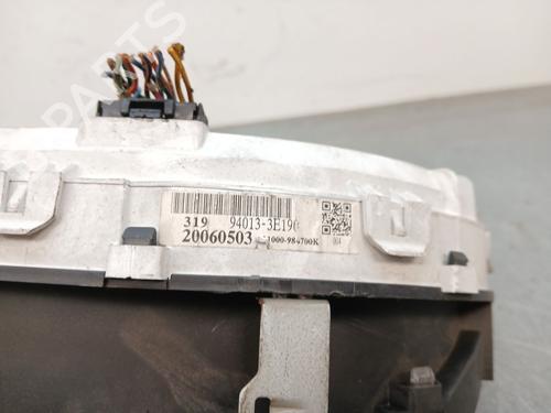 Instrument cluster KIA SORENTO I (JC) | BP31158948C47