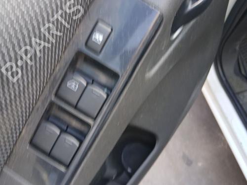 Used Left front window switch NISSAN PATHFINDER III (R51) 2.5 dCi 4WD (190 hp) 29828294