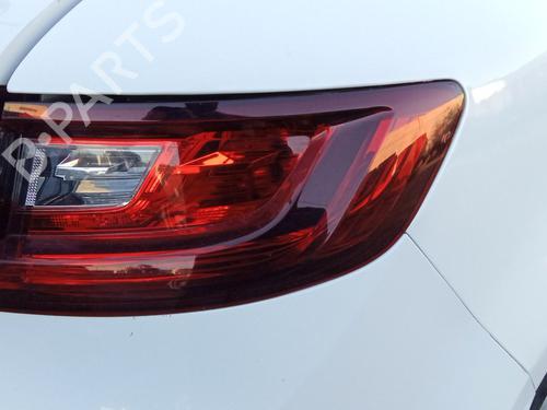 right-taillight-renault-megane-iv-hatchback-b9amn_-2015-39992725 main image