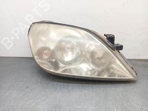 Højre forlygte NISSAN PRIMERA Hatchback (P12) 2.2 dCi (139 hp) 28143707