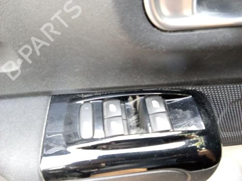 venstre-fortil-elrude-kontakt-citroen-c3-iii-sx-2016-39563725 main image