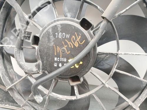 Radiator fan KIA STONIC (YB) 1.4 CVVT | BP38294957M35 - Image 4