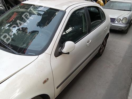 left-front-door-seat-leon-1m1-1999-2000-2001-2002-2003-2004-2005-2006-37641367 main image