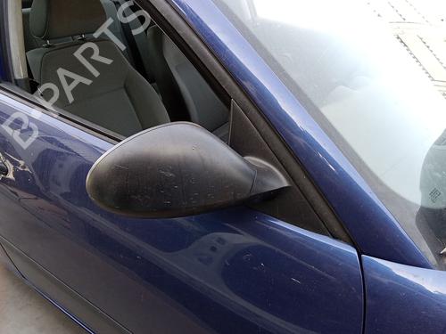 Retrovisor direito Retrovisor direito 37477695 37477695