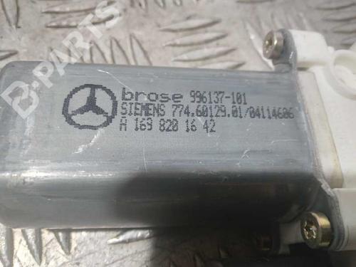Right front window motor MERCEDES-BENZ A-CLASS (W169) A 160 (169.031, 169.331) | BP10729258E20 