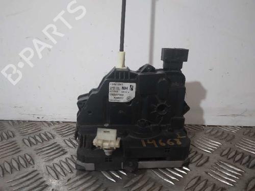 Used Front left lock OPEL CORSA E (X15) 1.3 CDTI (08, 68) (75 hp) 10744012